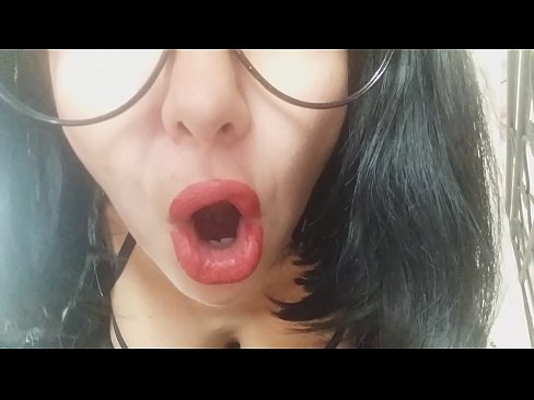 ❤️ Amor, la teva madrastra no et deixarà anar a l'escola avui... Et necessito massa... ❤ Vídeo de merda a nosaltres ❤