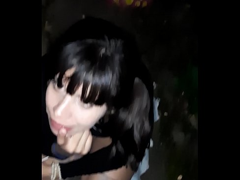 ❤️ Al carrer penis inflat a canvi de caramels ❤ Vídeo de merda a nosaltres ❤